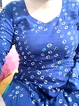 Snapshot of Lema-00 chatting on February 10, 12:26 am Lema-00 online show from February 10, 12:26 am