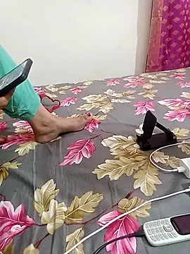 Snapshot of Lema-00 chatting on April 14, 8:31 am Lema-00 online show from April 14, 8:31 am