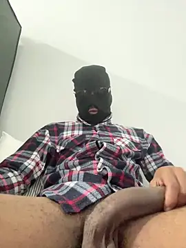 Snapshot of youblack77 chatting on December 16, 1:05 pm youblack77 online show from December 16, 1:05 pm