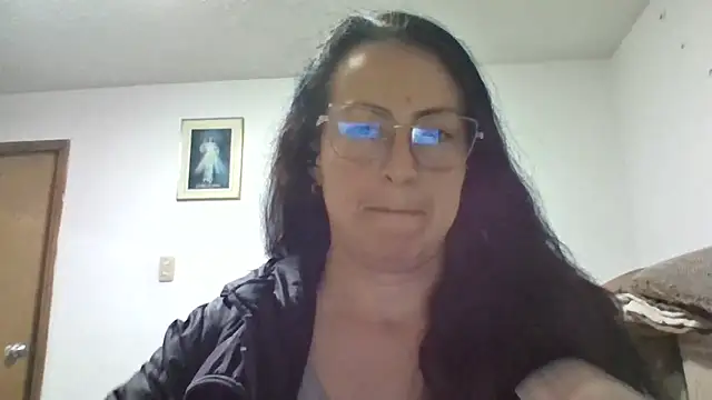 Lauryn Jones online show from April 28, 3:22 am