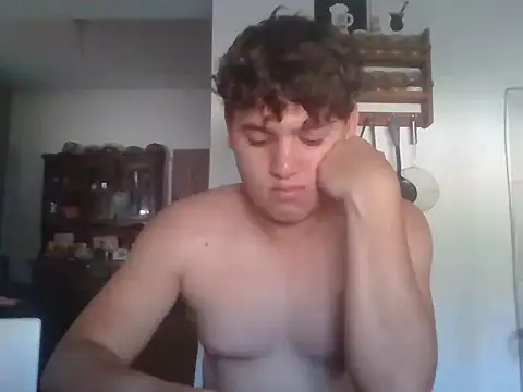 Snapshot of Myboy0020 chatting on February 1, 7:12 pm Myboy0020 online show from February 1, 7:12 pm