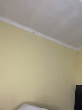 Snapshot of MiyaXo2 chatting on December 18, 2:28 am MiyaXo2 online show from December 18, 2:28 am