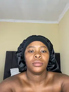 Snapshot of MiyaXo2 chatting on January 11, 9:03 am MiyaXo2 online show from January 11, 9:03 am