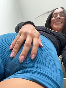 Brunettecollins05 online show from January 31, 8:18 pm