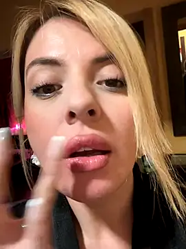 Snapshot of jordynjace chatting on November 11, 10:37 am jordynjace online show from November 11, 10:37 am