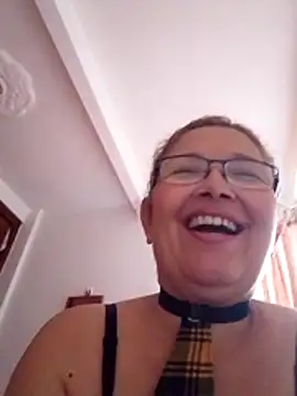 Snapshot of Cessi50 chatting on July 31, 10:09 pm Cessi50 online show from July 31, 10:09 pm