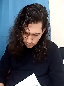 Snapshot of OnixAgata0 chatting on February 21, 1:17 am OnixAgata0 online show from February 21, 1:17 am