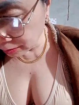 small-house123 online show from January 16, 11:03 am