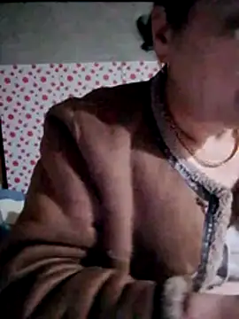 small-house123 online show from February 5, 1:16 pm