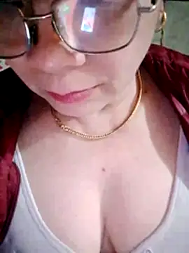 small-house123 online show from February 10, 1:10 am