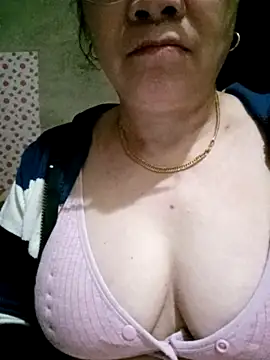 small-house123 online show from March 11, 12:49 am