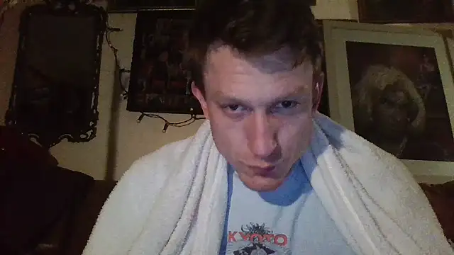 Snapshot of jigglethaypussi chatting on November 23, 11:04 pm jigglethaypussi online show from November 23, 11:04 pm