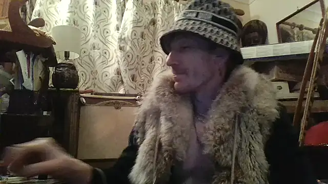 Snapshot of jigglethaypussi chatting on December 4, 4:59 pm jigglethaypussi online show from December 4, 4:59 pm