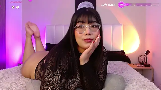 Snapshot of AlexaHart chatting on November 14, 2:43 am AlexaHart online show from November 14, 2:43 am