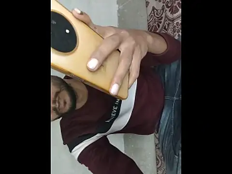 Snapshot of baby_Cpl21 chatting on November 17, 4:35 pm baby Cpl21 online show from November 17, 4:35 pm