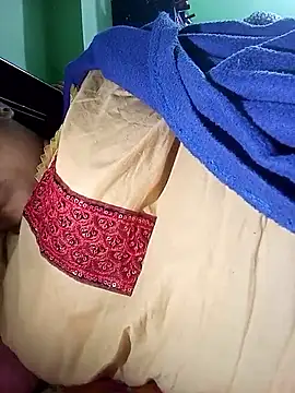 Snapshot of Tina_250 chatting on December 15, 3:49 pm Tina 250 online show from December 15, 3:49 pm