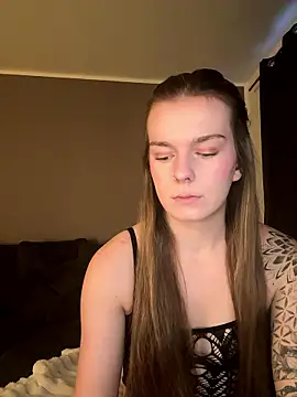 LisaFreierxx online show from January 13, 3:06 pm