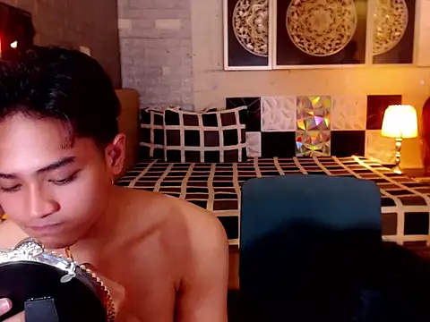 Snapshot of AthisaMooreTS chatting on November 24, 6:46 am AthisaMooreTS online show from November 24, 6:46 am