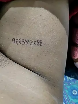 Snapshot of mahikumari878 chatting on November 4, 7:57 pm mahikumari878 online show from November 4, 7:57 pm