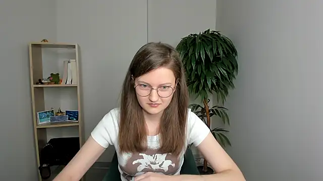 Snapshot of TulaLatigo chatting on November 3, 6:14 am TulaLatigo online show from November 3, 6:14 am