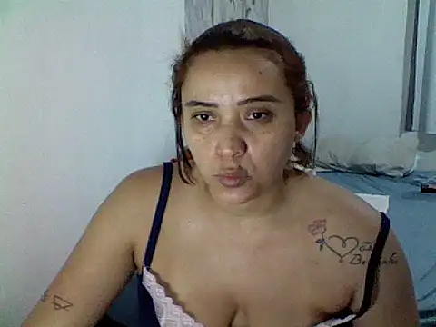 Snapshot of BIADELICIA1 chatting on November 3, 12:06 pm BIADELICIA1 online show from November 3, 12:06 pm