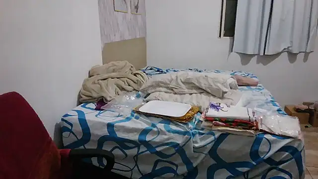 Snapshot of BIADELICIA1 chatting on November 14, 9:35 pm BIADELICIA1 online show from November 14, 9:35 pm