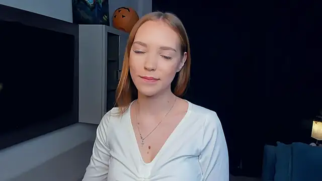 Snapshot of MerlePalaia chatting on November 10, 9:03 pm MerlePalaia online show from November 10, 9:03 pm