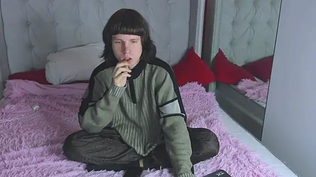 Snapshot of CutieKai_ chatting on November 4, 10:42 pm CutieKai online show from November 4, 10:42 pm