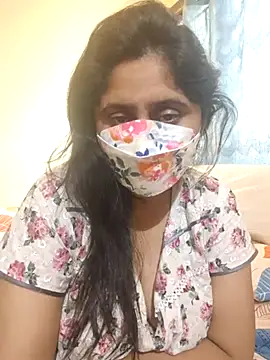 Snapshot of mouni499 chatting on November 16, 9:59 am mouni499 online show from November 16, 9:59 am