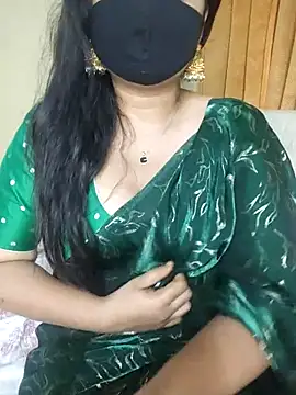 Snapshot of mouni499 chatting on May 26, 2:57 pm mouni499 online show from May 26, 2:57 pm