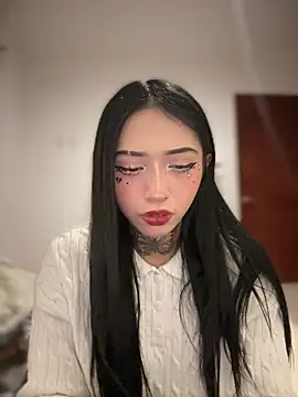 JIORYOvO online show from February 3, 3:48 am