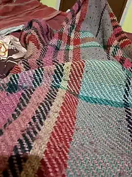 parth08raj online show from December 3, 7:12 pm