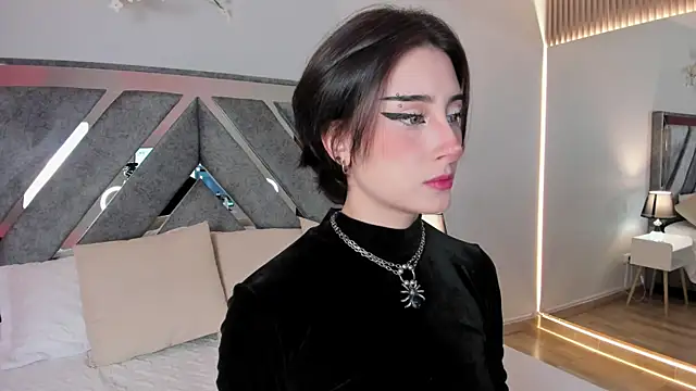 Snapshot of EmmaCollins___ chatting on November 25, 12:16 pm EmmaCollins online show from November 25, 12:16 pm