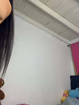 Snapshot of Milleradhara24 chatting on January 17, 2:27 am Milleradhara24 online show from January 17, 2:27 am