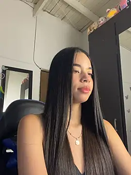 Snapshot of Milleradhara24 chatting on February 5, 4:28 am Milleradhara24 online show from February 5, 4:28 am