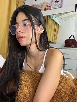 Snapshot of Milleradhara24 chatting on February 27, 7:25 pm Milleradhara24 online show from February 27, 7:25 pm