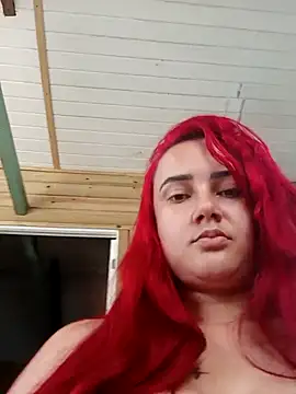 ruiviinhaah online show from February 26, 7:13 pm