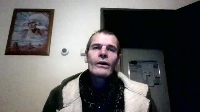 Snapshot of paulus52 chatting on November 20, 5:01 pm paulus52 online show from November 20, 5:01 pm