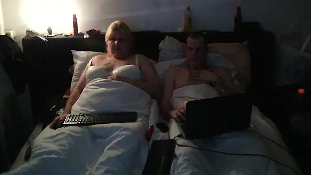 Snapshot of paulus52 chatting on January 12, 8:14 pm paulus52 online show from January 12, 8:14 pm