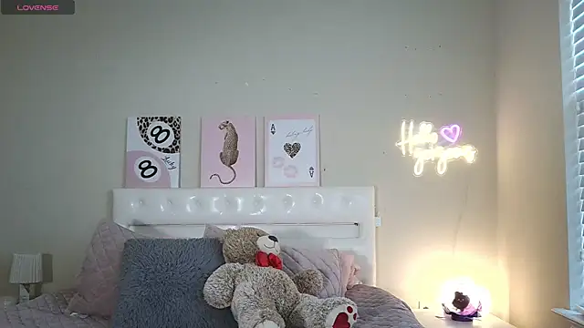 Perlafit1 online show from November 11, 9:59 pm