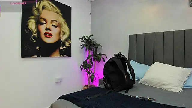 kendra london online show from January 14, 11:05 am