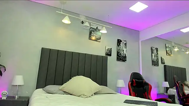 kendra london online show from February 27, 11:21 am