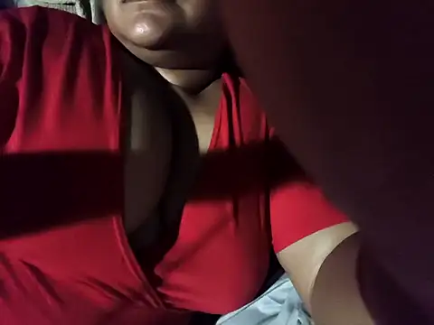 Snapshot of Migatita505 chatting on November 15, 11:21 pm Migatita505 online show from November 15, 11:21 pm