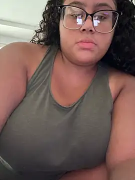 Snapshot of janellxo chatting on July 29, 7:56 pm janellxo online show from July 29, 7:56 pm