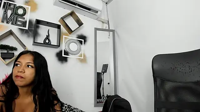 Snapshot of YuleimysAndAlex chatting on November 20, 3:07 am YuleimysAndAlex online show from November 20, 3:07 am