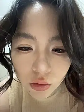 Sinicoco online show from March 18, 5:54 am