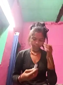 Snapshot of Rakhi_singh chatting on December 13, 10:59 pm Rakhi singh online show from December 13, 10:59 pm