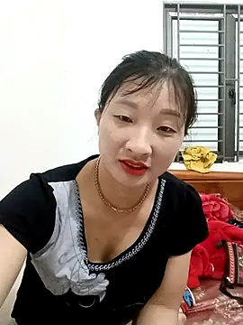 Snapshot of wees-lind chatting on December 5, 11:52 am wees-lind online show from December 5, 11:52 am