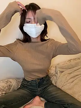 Snapshot of ARISU_1205 chatting on December 19, 2:57 pm ARISU 1205 online show from December 19, 2:57 pm