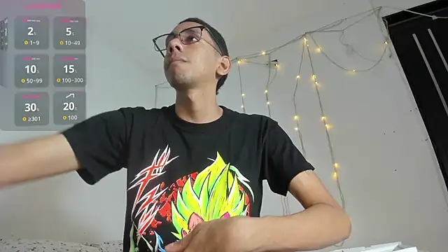 Snapshot of Lion_TNTx chatting on November 6, 8:10 pm Lion TNTx online show from November 6, 8:10 pm